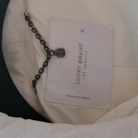 Lucky Brand NWT white quilted coat Medium - Picture 4 of 5